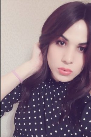 Транссексуалка Liya